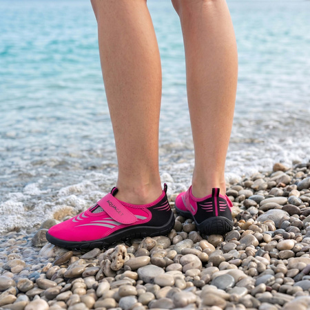 Buty do wody, plażowe szybkoschnące na kajak jeżowce, kamienie rozm. 37 damskie różowe